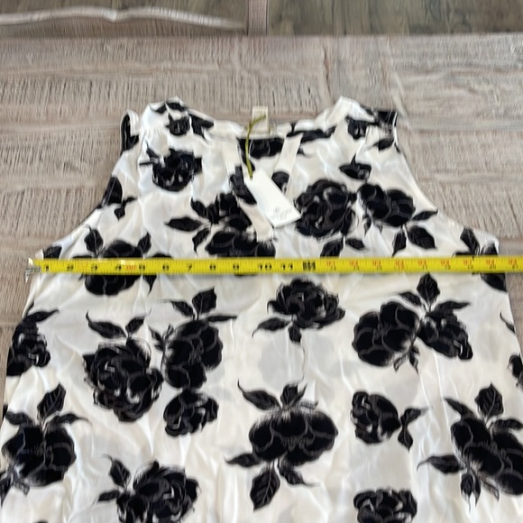 Saint Tropez West Top - Picture 3 of 4